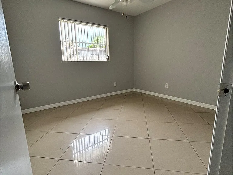 209 Punta Alta Ct — Photo 24