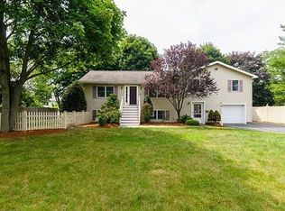 1 Fosters Ln, Wakefield, MA 01880