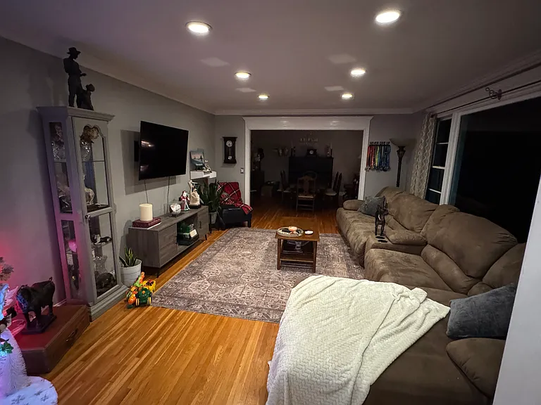 Grayson Dr — Photo 11
