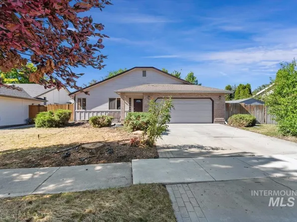 1681 E Laurelwood Dr, Eagle, ID 83616