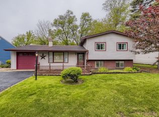 125 Vernon Dr, Bolingbrook, IL 60440