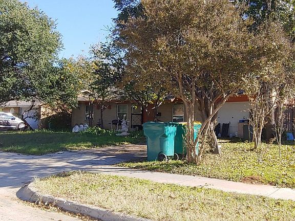 2nd image of 1019 Eastwood Dr
