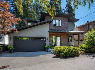 1930 Panorama Dr, North Vancouver, BC V7G 1V1