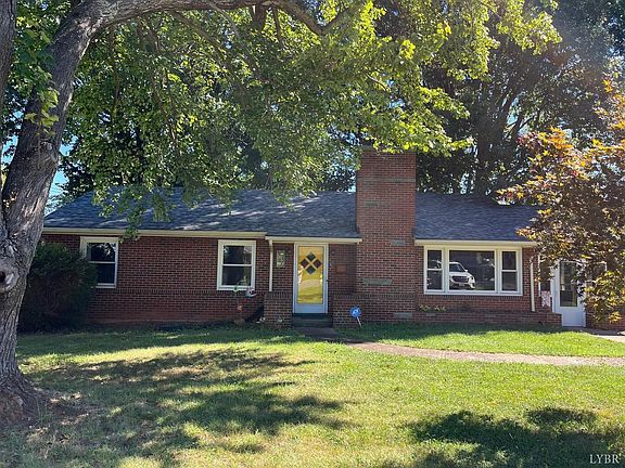 2nd image of 1116 Sandusky Dr