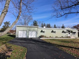 191 McManus Rd, New Hampton, NY 10958