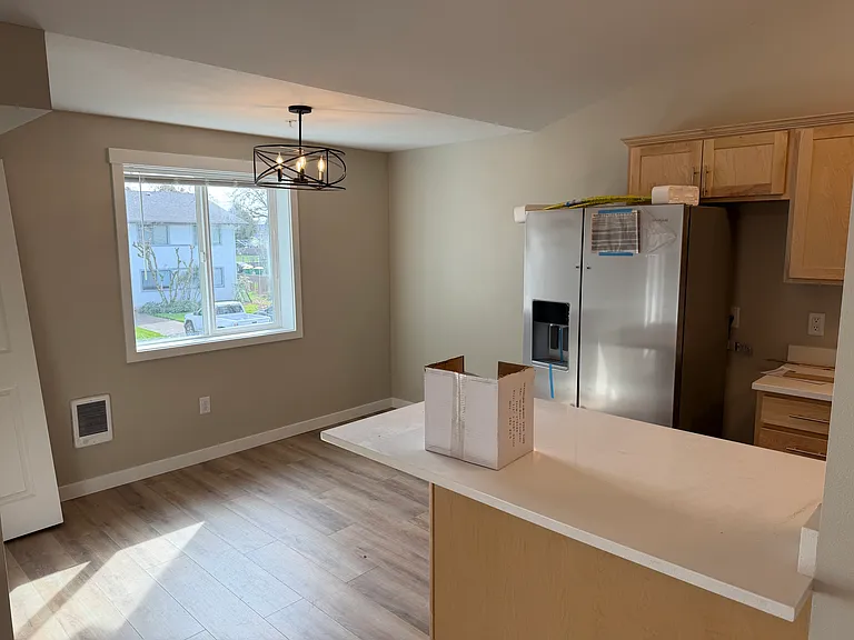 Eagle Crest Apartments — Photo 54