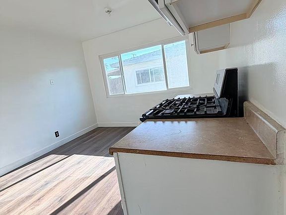 5th image of 1412 S White Ave #2