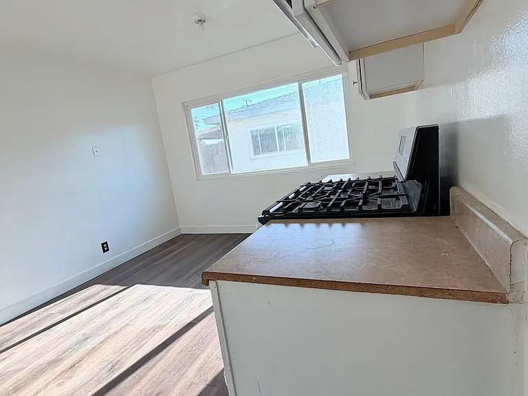 1412 S White Ave #2 — Photo 5