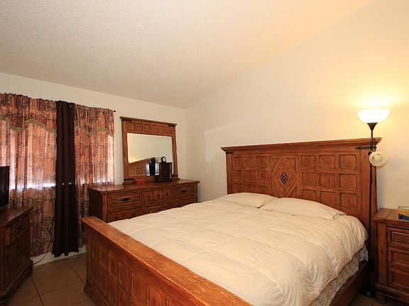 5th image of 53430 Calle Bonita