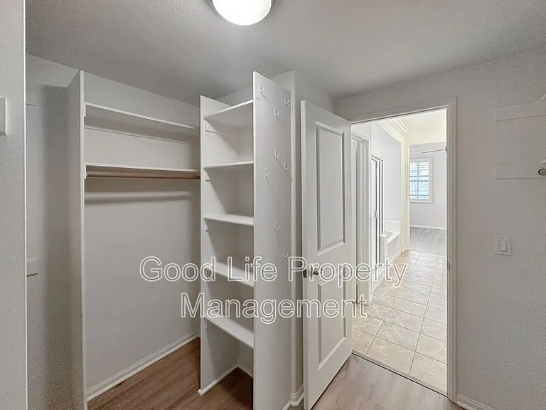 1828 Scarlet Pl — Photo 26