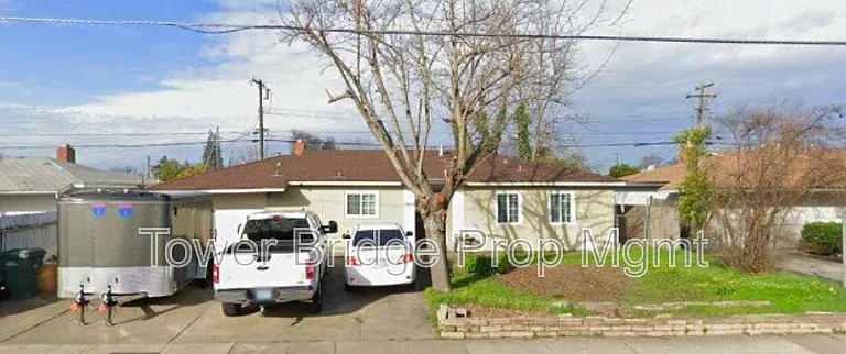 1429 Watt Ave — Photo 1
