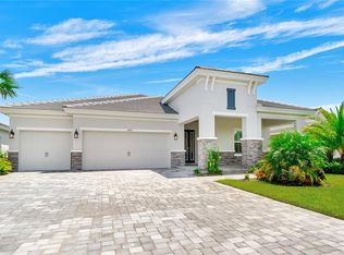 17819 Roost Pl, Lakewood Ranch, FL 34211
