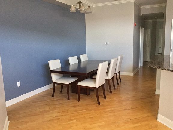 3rd image of 450 E Ohio St APT 219