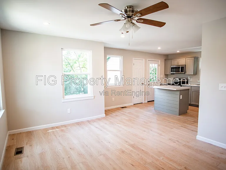 607 Hillview Rd — Photo 3