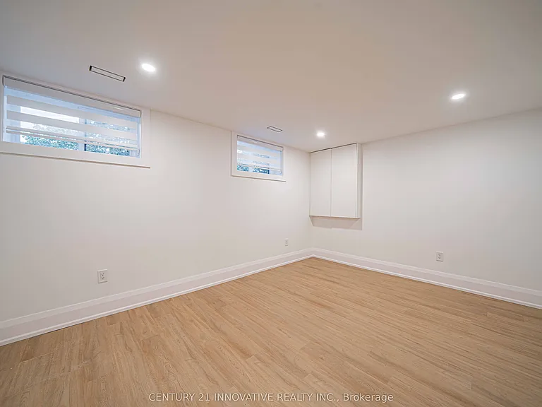 58 Carsbrooke Rd — Photo 31