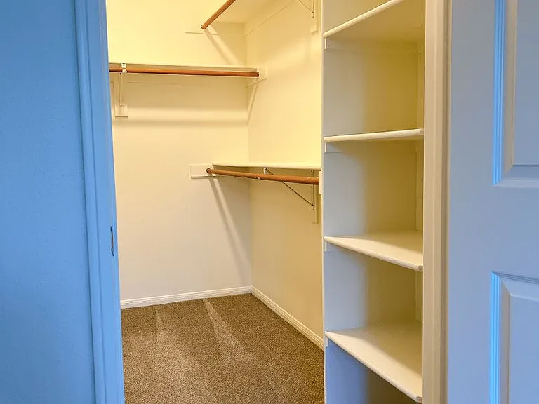 Via Ventura Apartments — Photo 42
