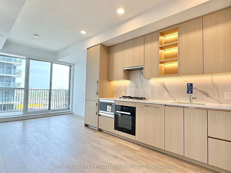 68 Esther Shiner Blvd #912 — Photo 9
