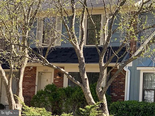 10203 Scarborough Commons Ct — Photo 21
