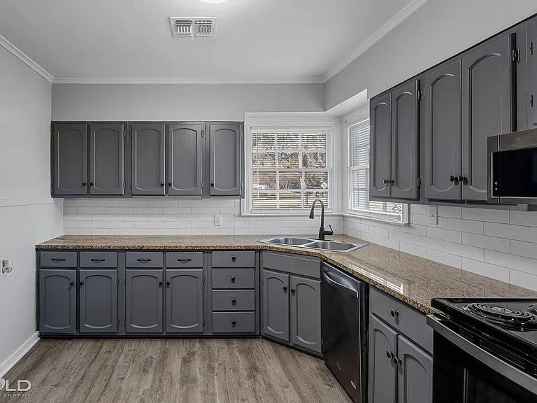 3521 Madison Park Blvd — Photo 27