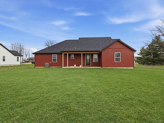 4th image of 2601 Country Drive