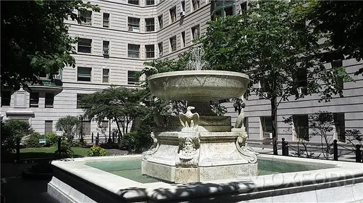 Rented by Oxford Property Group | media 7