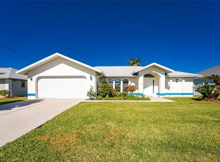 10 Bunker Rd, Rotonda West, FL 33947