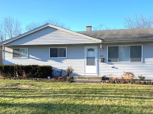 226 Fletcher Dr, Wheeling, IL 60090