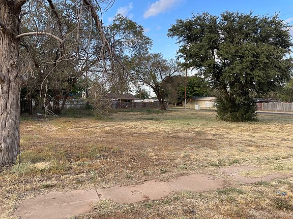4th image of 4602 38th St