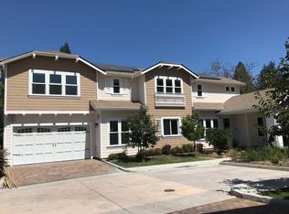 557 Maple Ct, Mountain View, CA 94040