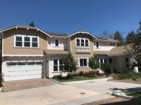 557 Maple Ct