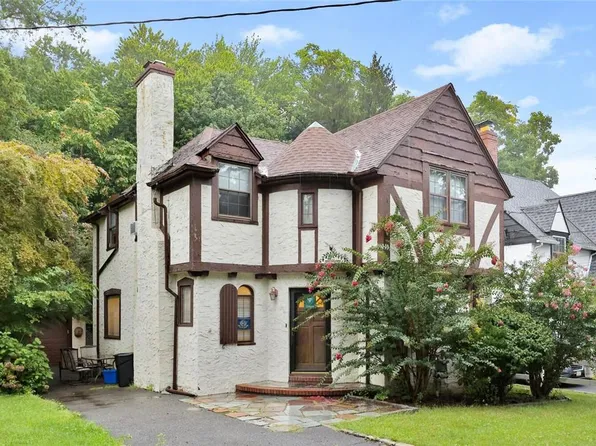 126 Parkview Drive, Bronxville, NY 10708