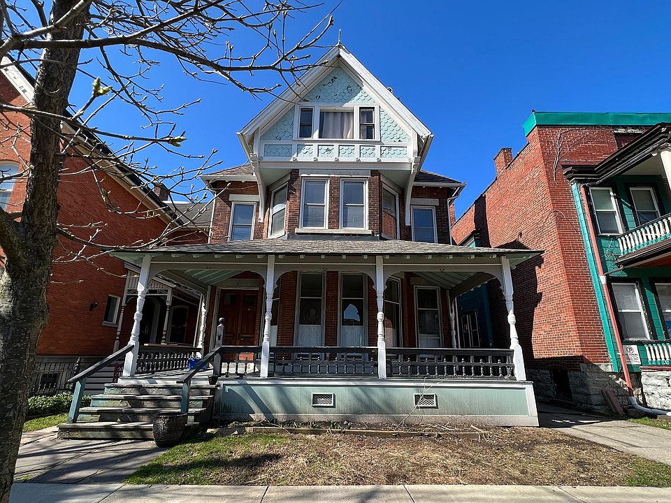 1st image of 46 Whitney Pl #1