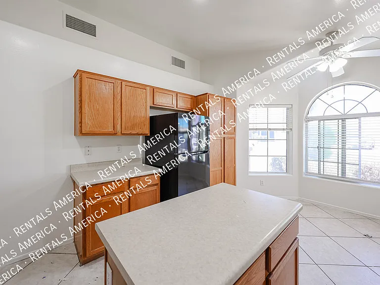 13182 W Cypress St — Photo 9