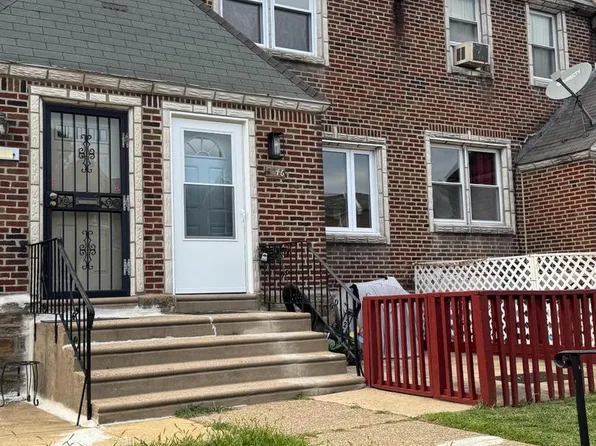 7246 Calvert St, Philadelphia, PA 19149