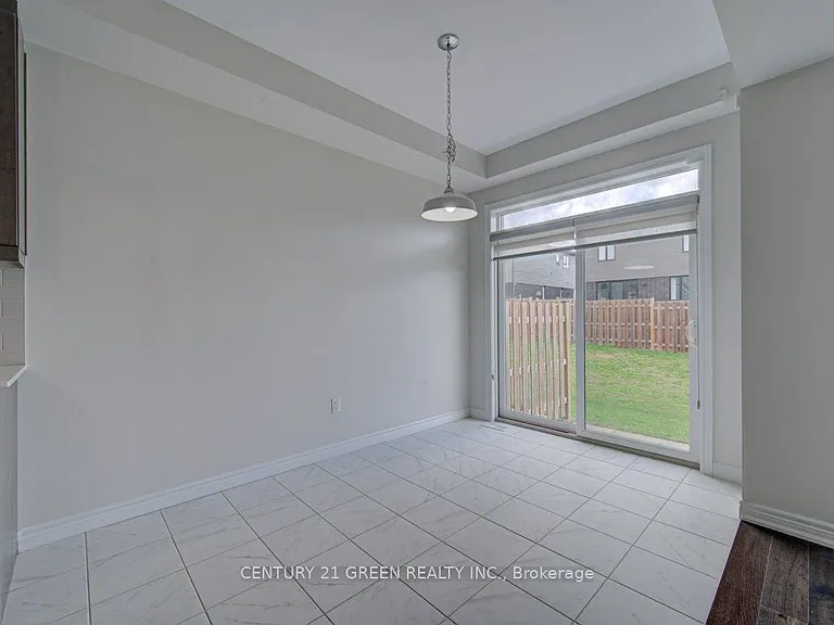 30 Baker Ln — Photo 14