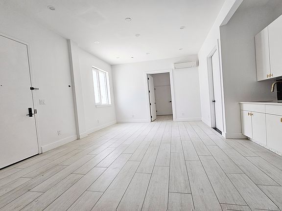 2nd image of 2138 Bedford Ave #1B