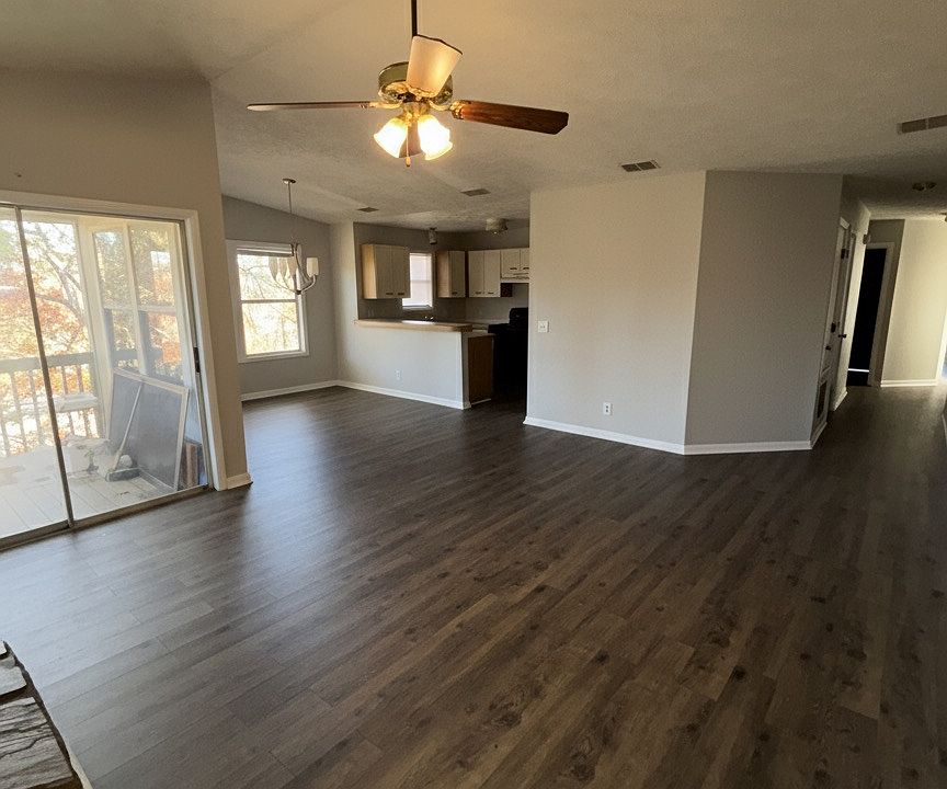 1st image of 1025 Wood Creek Dr APT 9