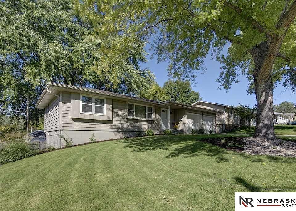 1st image of 7202 S 50th St