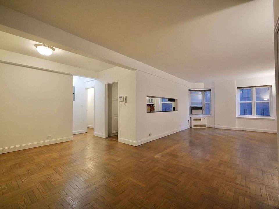 1st image of 110 E End Ave #8AL