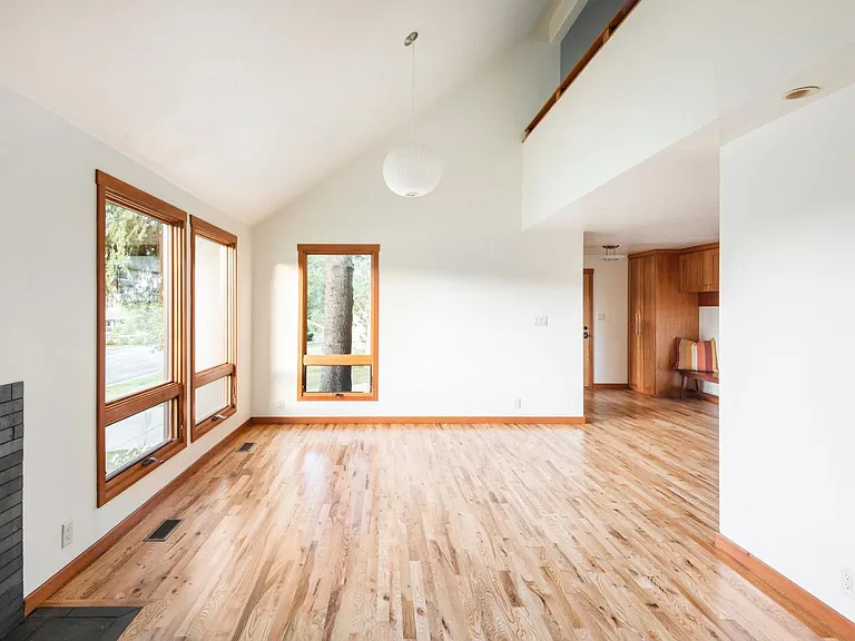 27 Payday Dr — Photo 15
