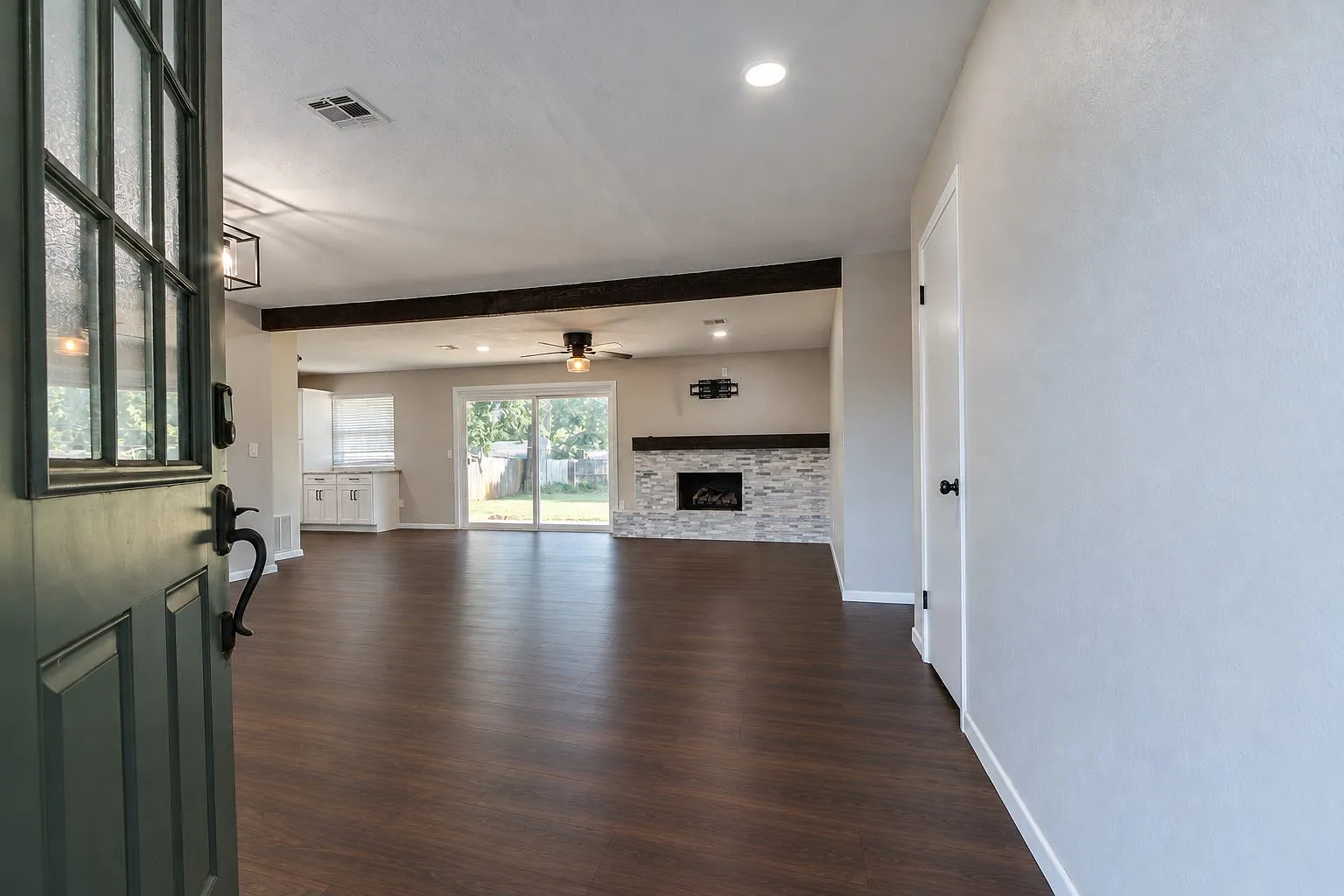4305 NW 59th St - 1 — Photo 3