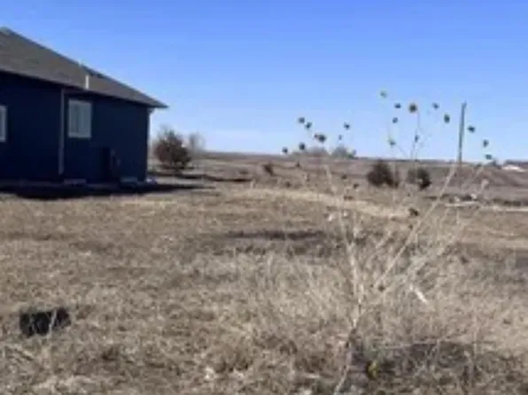 1912 E 71st St N, Sioux Falls, SD 57104