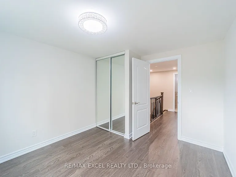 21 Livonia Pl #112 — Photo 25