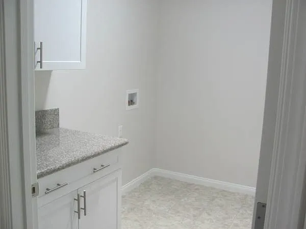 866 Lawrence Dr — Photo 13