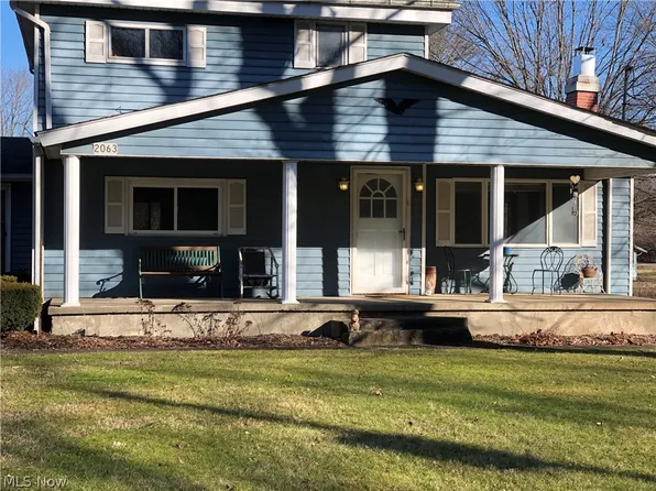 2063 Wick Campbell Rd, Hubbard, OH 44425