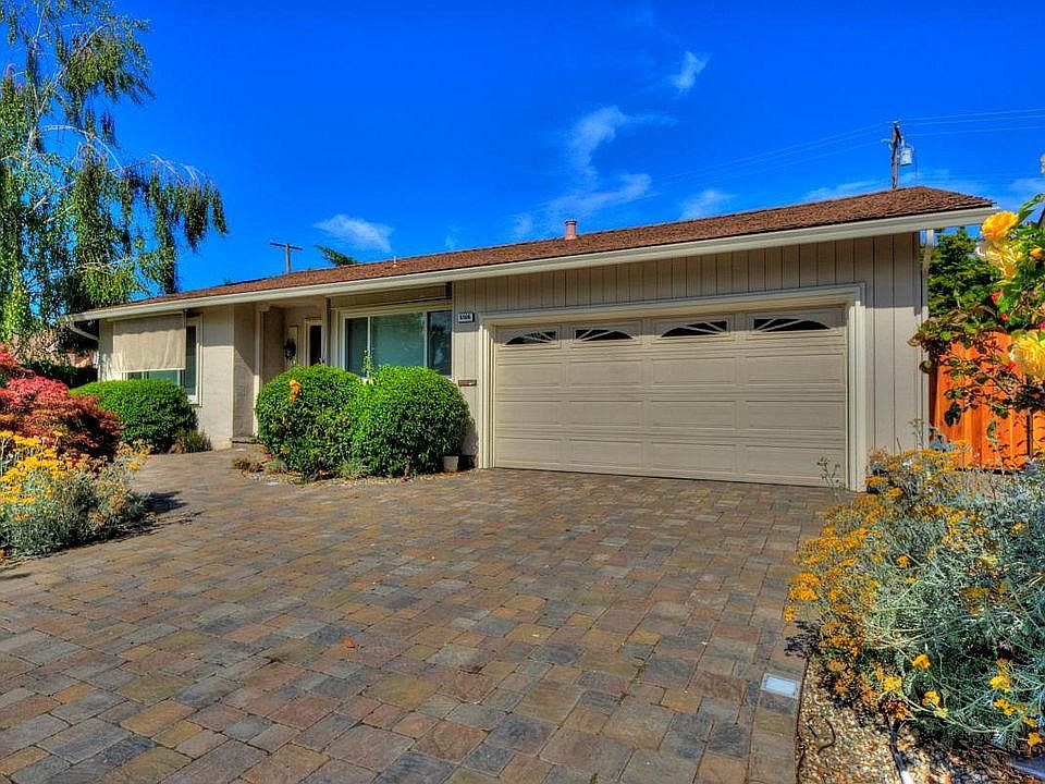 1st image of 65506 Hidden Creek Dr