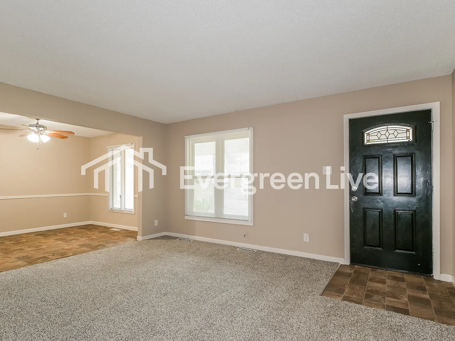 5 bed, 2.5 bath, 1944 sqft, $2,095 — Photo 3