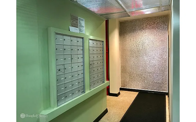 Rented by Douglas Elliman | media 23