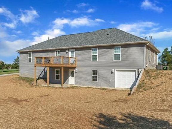 5th image of 181 Gladiola St