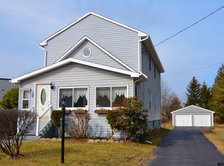 59 Karner Rd, Albany, NY 12205